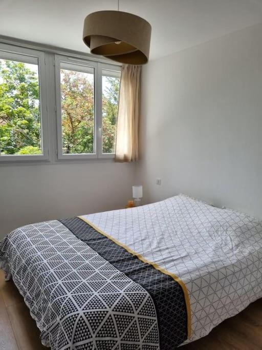 Superbe T3 Cosy, Parking Gratuit + Balcon Apartment รีอง ภายนอก รูปภาพ