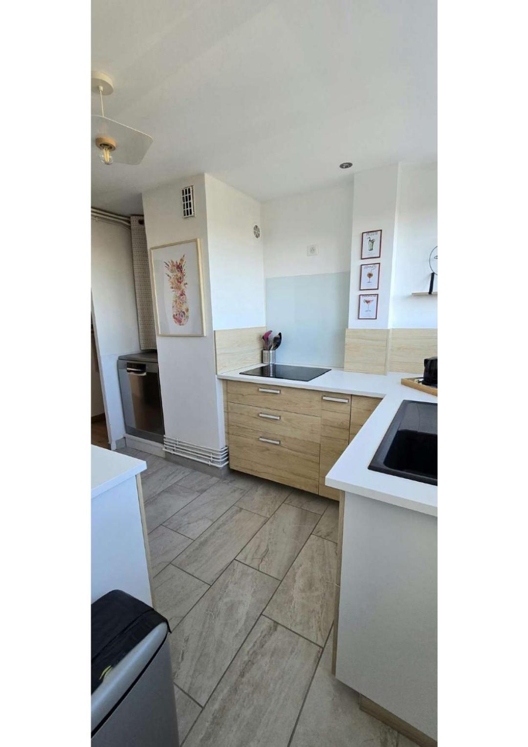Superbe T3 Cosy, Parking Gratuit + Balcon Apartment รีอง ภายนอก รูปภาพ