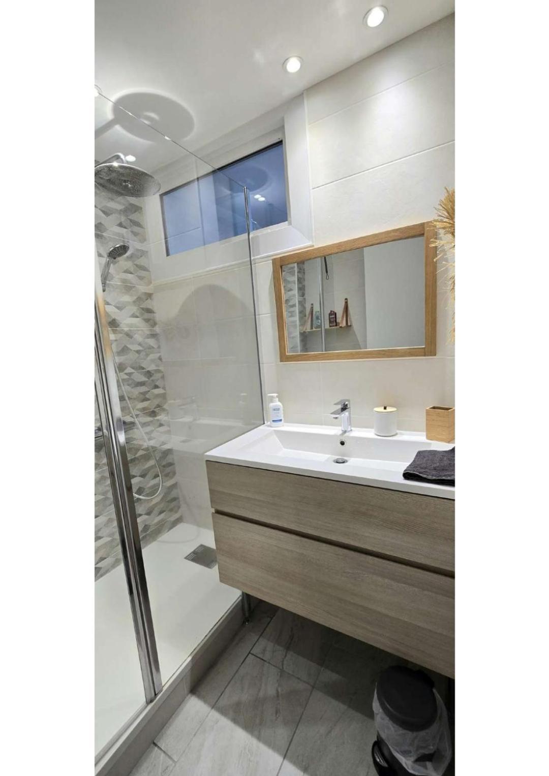 Superbe T3 Cosy, Parking Gratuit + Balcon Apartment รีอง ภายนอก รูปภาพ